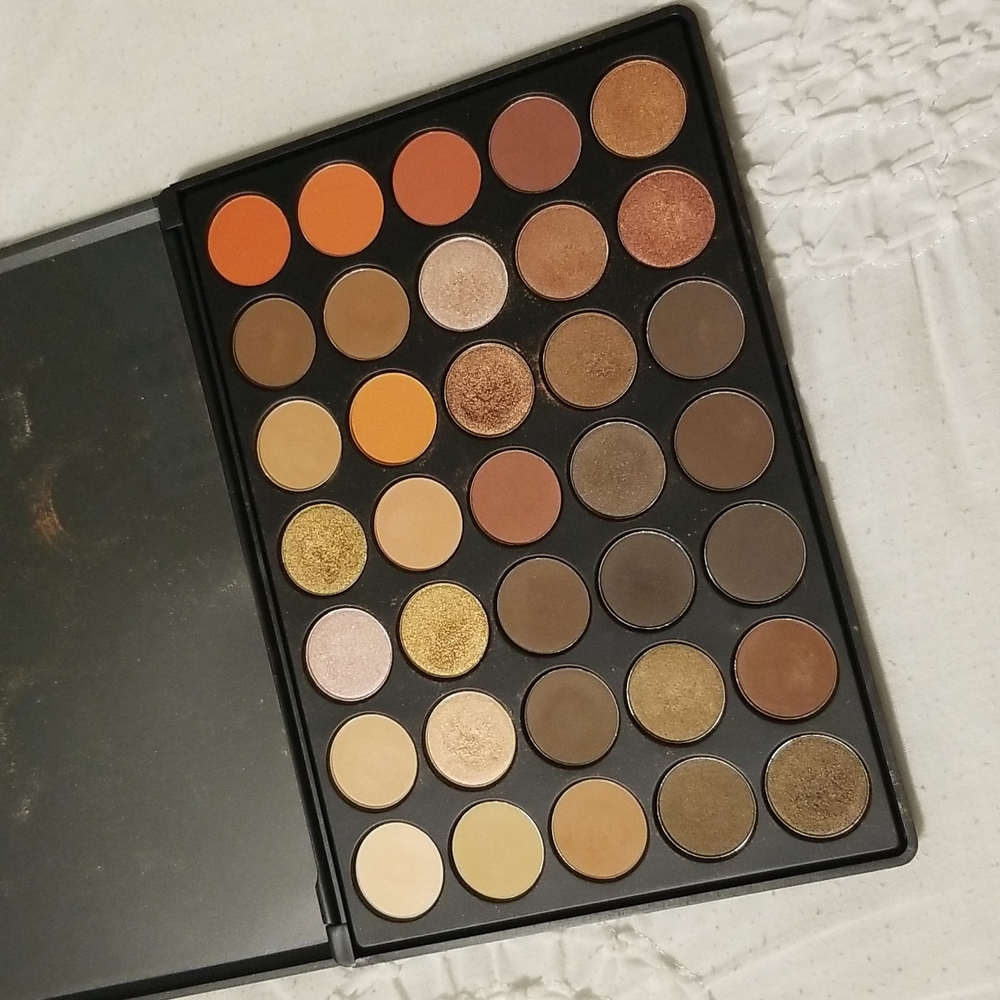 Etereauty Eyeshadow Palette